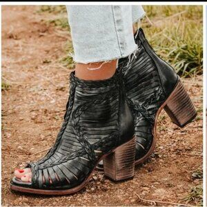 Freebird by Steven Bela Heeled Cage Sandal Ankle Boots in Distressed Black NEW 7
